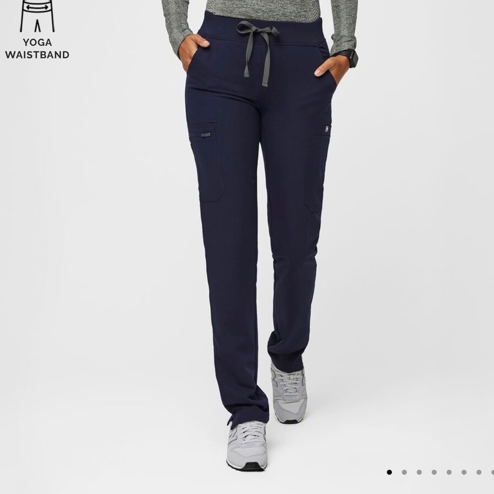 Figs Yola 2.0 Navy Skinny Scrub Pants size Small